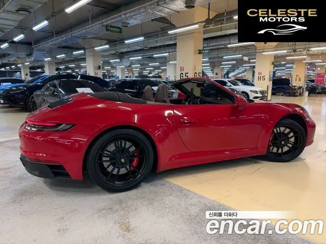 PORSCHE 911 (992) Carrera 4 GTS Cabriolet 2022 — photo 4 sur 26