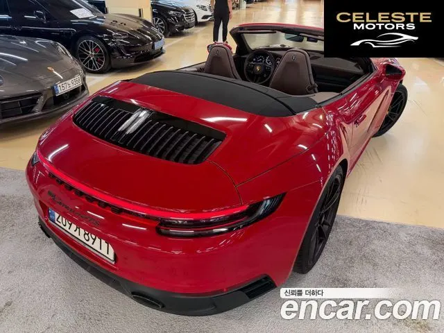 PORSCHE 911 (992) Carrera 4 GTS Cabriolet 2022 — photo 7 sur 26