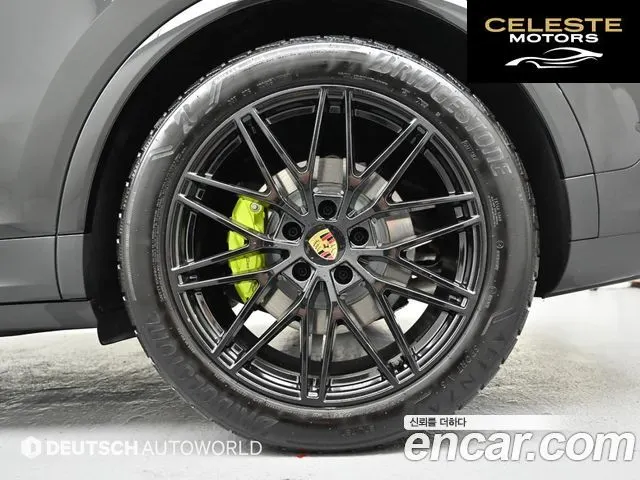 PORSCHE Cayenne (PO536) 3.0 E-High 2024 — photo 5 sur 26