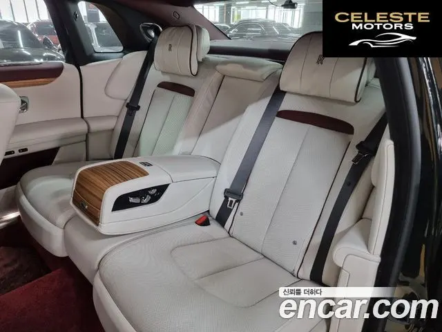 ROLLS-ROYCE Ghost 26.7 V12 2021 — photo 12 sur 20