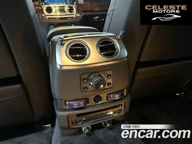 ROLLS-ROYCE Ghost 6.6 EWB V12 2013 — photo 13 sur 24