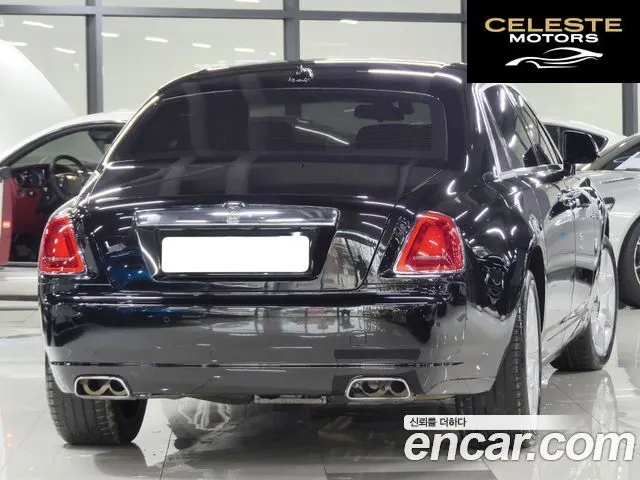 ROLLS-ROYCE Ghost 6.6 EWB V12 2013 — photo 3 sur 24