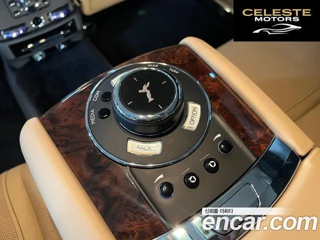 ROLLS-ROYCE Ghost 6.6 EWB V12 2018 — photo 14 sur 24