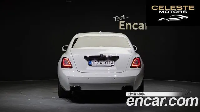 ROLLS-ROYCE Ghost 26.7 V12 Noir 2023 — photo 4 sur 26