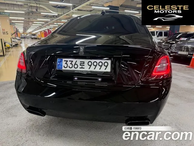 ROLLS-ROYCE Ghost 26.7 V12 Noir 2022 — photo 5 sur 24