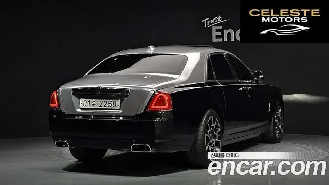 ROLLS-ROYCE Ghost 6.6 V12 2019 — photo 2 sur 20