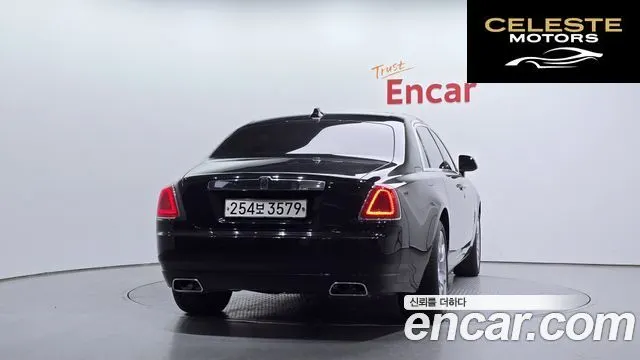 ROLLS-ROYCE Ghost 6.6 EWB V12 2020 — photo 4 sur 26