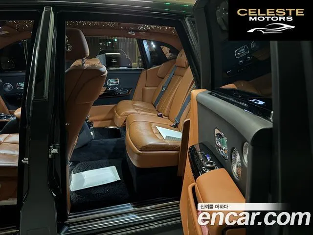 ROLLS-ROYCE Phantom 6.7 V12 2021 — photo 8 sur 15