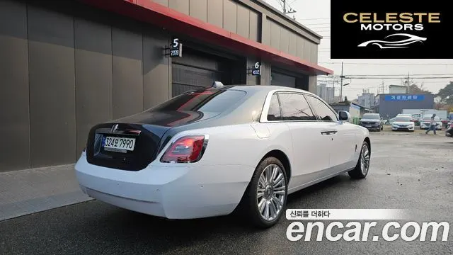ROLLS-ROYCE Ghost 26.7 EWB V12 2021 — photo 2 sur 20