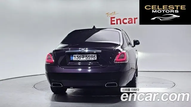 ROLLS-ROYCE Ghost 26.7 EWB V12 2021 — photo 4 sur 20