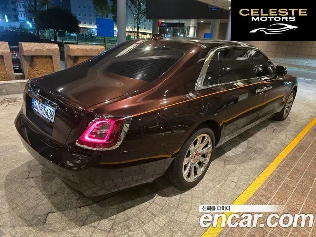 ROLLS-ROYCE Ghost 26.7 EWB V12 2021 — photo 5 sur 18