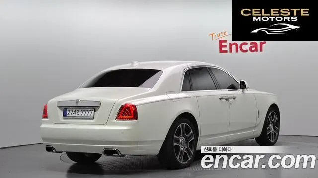 ROLLS-ROYCE Ghost 6.6 V12 2020 — photo 2 sur 20
