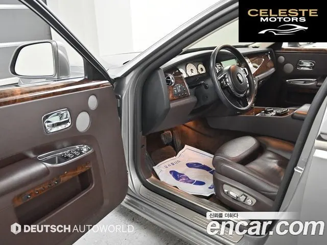 ROLLS-ROYCE Ghost 6.6 V12 2015 — photo 11 sur 26