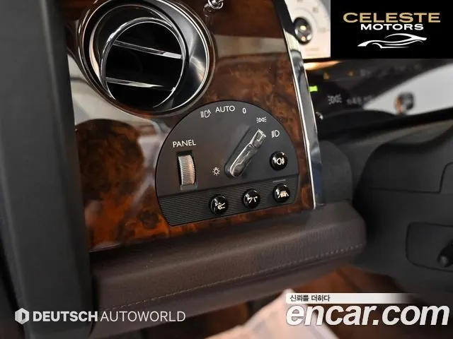 ROLLS-ROYCE Ghost 6.6 V12 2015 — photo 17 sur 26