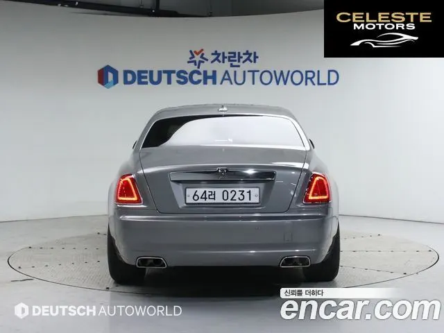 ROLLS-ROYCE Ghost 6.6 V12 2015 — photo 4 sur 26
