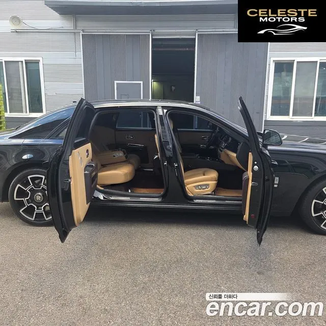 ROLLS-ROYCE Ghost 6.6 EWB V12 2015 — photo 9 sur 21