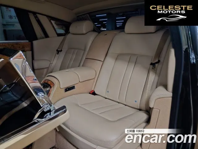 ROLLS-ROYCE Phantom 6.7 V12 2014 — photo 18 sur 26
