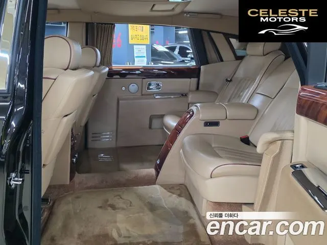 ROLLS-ROYCE Phantom 6.7 EWB V12 2007 — photo 15 sur 26