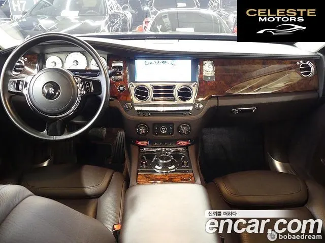 ROLLS-ROYCE Ghost 6.6 V12 2015 — photo 7 sur 26