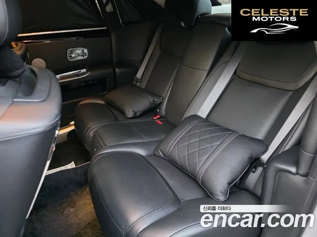 ROLLS-ROYCE Ghost 6.6 V12 2015 — photo 10 sur 21