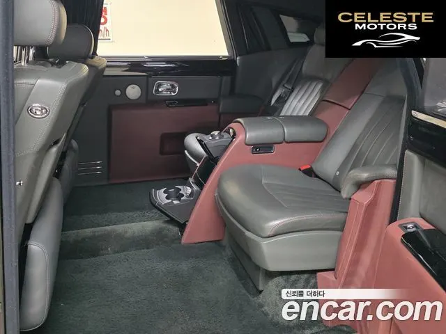 ROLLS-ROYCE Phantom 6.7 EWB V12 2008 — photo 14 sur 26