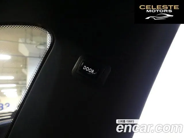 ROLLS-ROYCE Ghost 26.7 V12 Noir 2023 — photo 16 sur 26