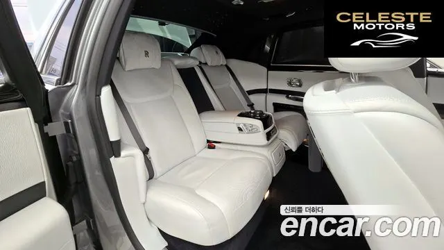 ROLLS-ROYCE Ghost 6.6 EWB V12 2019 — photo 11 sur 20