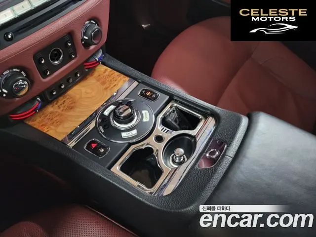 ROLLS-ROYCE Ghost 6.6 V12 2010 — photo 10 sur 26