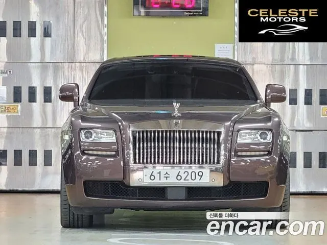 ROLLS-ROYCE Ghost 6.6 V12 2010 — photo 20 sur 26