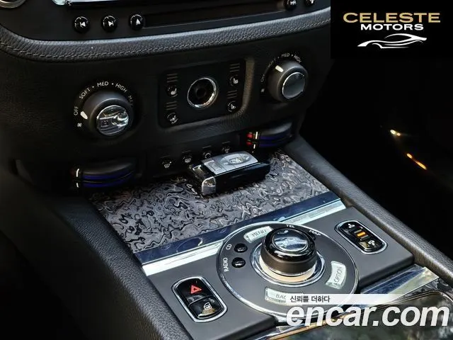 ROLLS-ROYCE Ghost 6.6 EWB V12 2013 — photo 14 sur 26