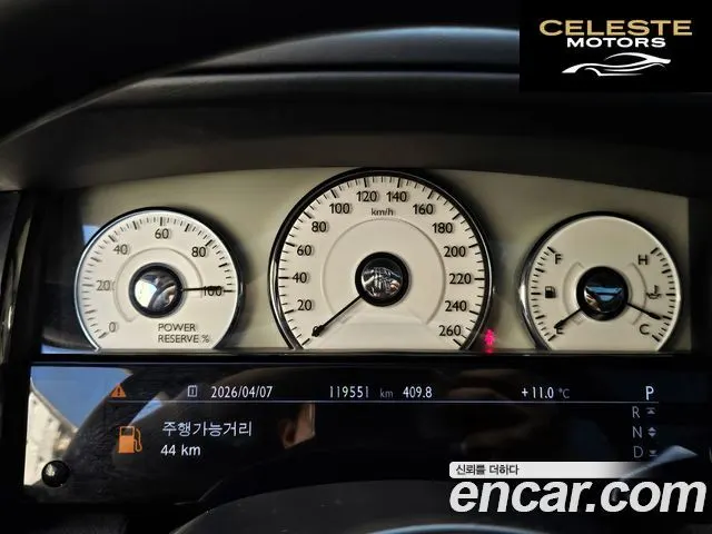 ROLLS-ROYCE Ghost 6.6 EWB V12 2013 — photo 17 sur 26