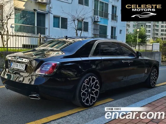 ROLLS-ROYCE Ghost 6.6 EWB V12 2013 — photo 5 sur 26