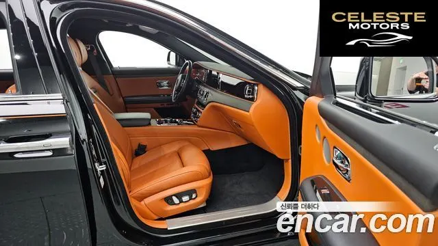 ROLLS-ROYCE Ghost 26.7 EWB V12 2023 — photo 17 sur 26