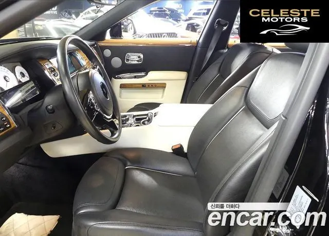 ROLLS-ROYCE Ghost 6.6 EWB V12 2016 — photo 8 sur 26