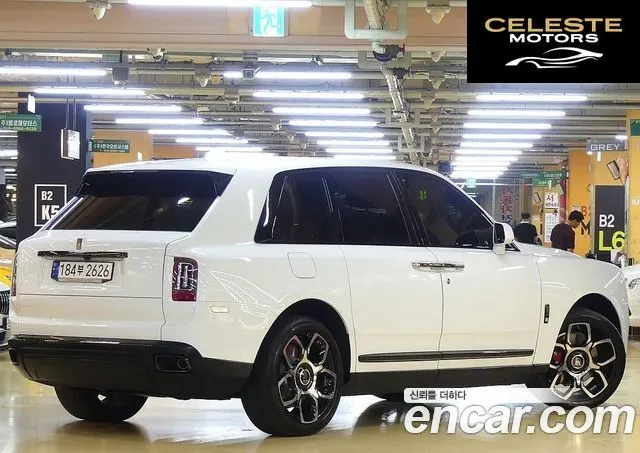 ROLLS-ROYCE 6.7 V12 Noir 2023 — photo 3 sur 26