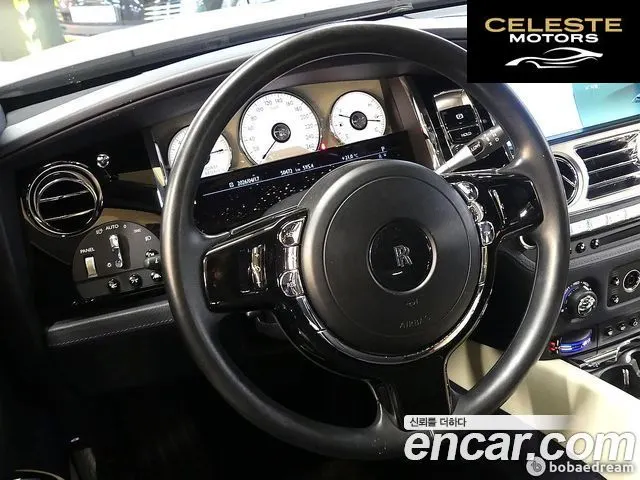 ROLLS-ROYCE Ghost 6.6 V12 2017 — photo 19 sur 26