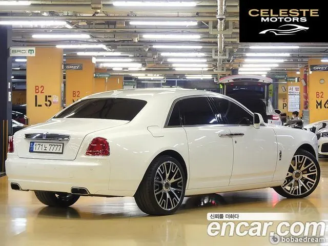 ROLLS-ROYCE Ghost 6.6 V12 2017 — photo 2 sur 26
