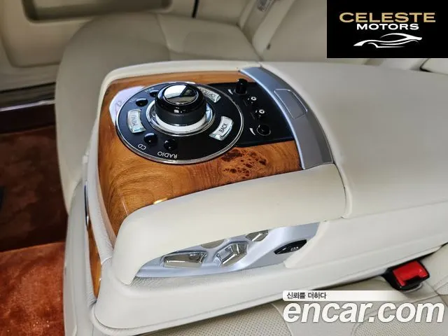 ROLLS-ROYCE Ghost 6.6 EWB V12 2013 — photo 13 sur 26