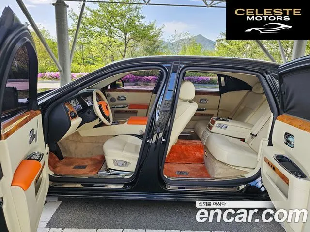 ROLLS-ROYCE Ghost 6.6 EWB V12 2013 — photo 24 sur 26