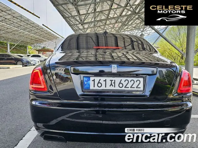 ROLLS-ROYCE Ghost 6.6 EWB V12 2013 — photo 4 sur 26