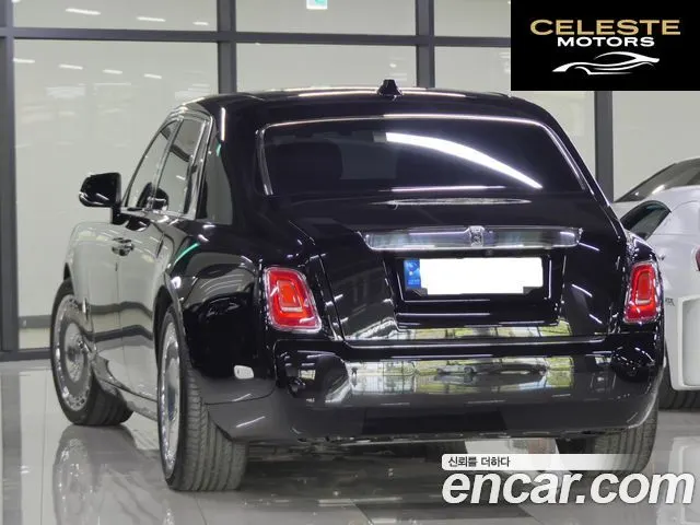 ROLLS-ROYCE Phantom 6.7 V12 2021 — photo 3 sur 23