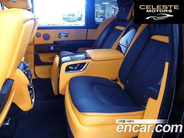 ROLLS-ROYCE 6.7 V12 Noir 2024 — photo 10 sur 26