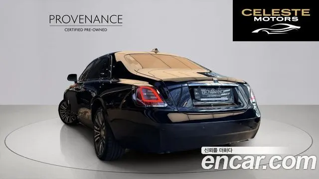 ROLLS-ROYCE Ghost 26.7 EWB V12 2023 — photo 16 sur 26