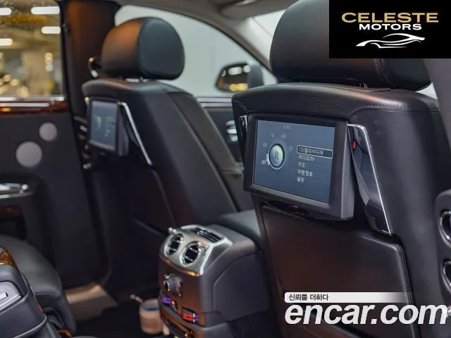 ROLLS-ROYCE Ghost 6.6 V12 2012 — photo 10 sur 26