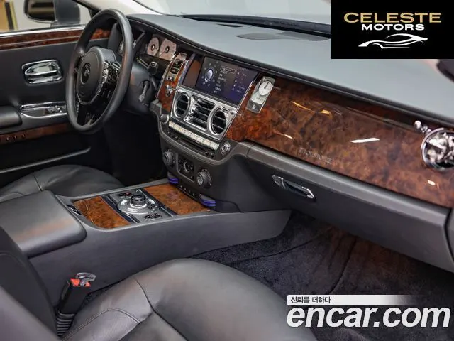 ROLLS-ROYCE Ghost 6.6 V12 2012 — photo 20 sur 26