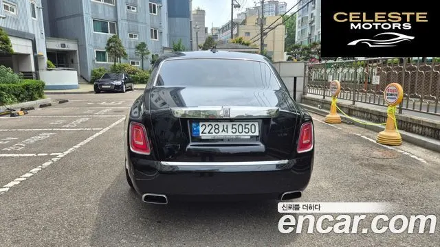 ROLLS-ROYCE Phantom 6.7 V12 2023 — photo 4 sur 26