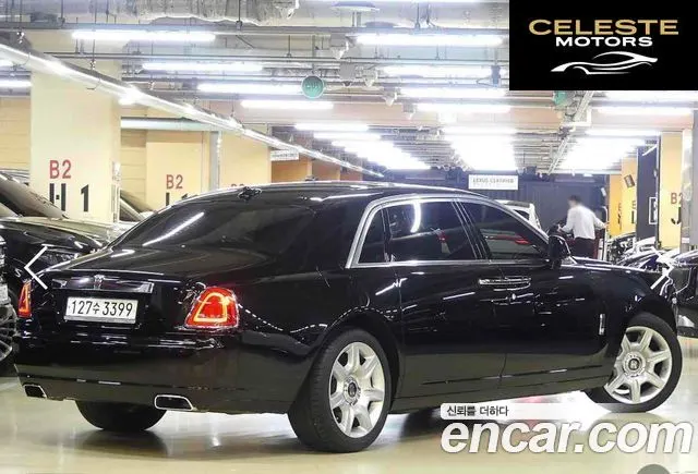ROLLS-ROYCE Ghost 6.6 EWB V12 2015 — photo 3 sur 20