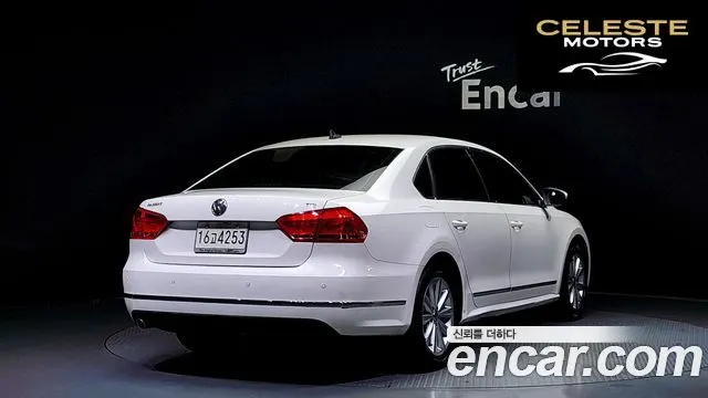 VOLKSWAGEN 1.8 TSI 2015 — photo 2 sur 20