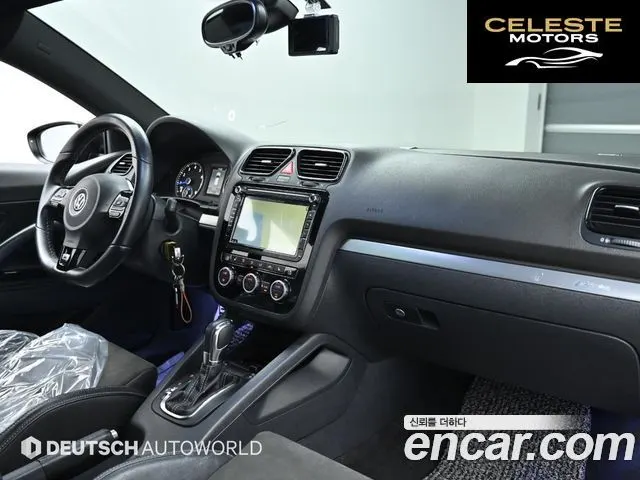 VOLKSWAGEN 2.0 TSI R 2014 — photo 24 sur 26