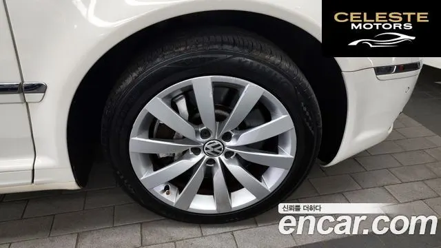 VOLKSWAGEN V6 3.0 TDI 2012 — photo 5 sur 20